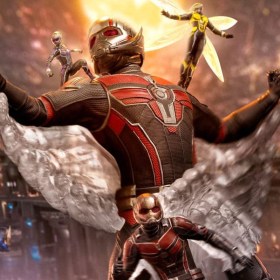Ant-Man and the Wasp Deluxe Quantumania Marvel Art 1/10 Scale Statue by Iron Studios